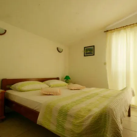 Apartment Jelka I Branko