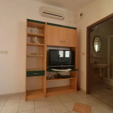 Jelka I Branko Apartment Vodice